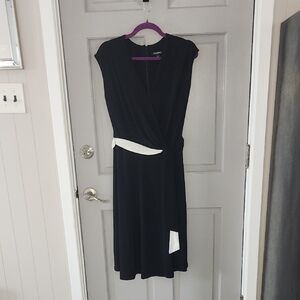 Roz & Ali Faux Wrap Black and White Midi Dress Sz. 16